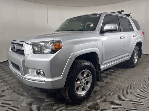 Used 2011 Toyota 4Runner SR5 image 8