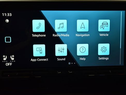 New 2025 Volkswagen Atlas Cross Sport SE image 17