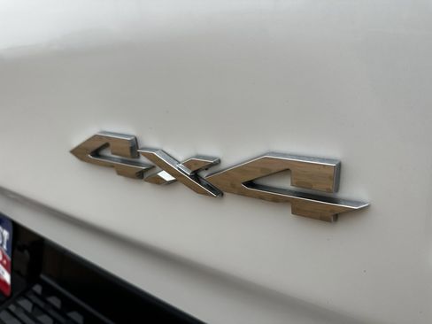 Used 2019 RAM 1500 Laramie image 14