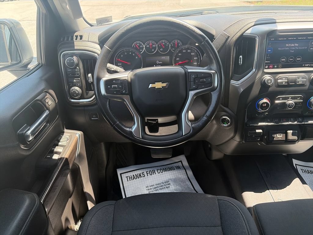 Used 2020 Chevrolet Silverado 1500 LT w/ All-Star Edition AWD/4WD image 14