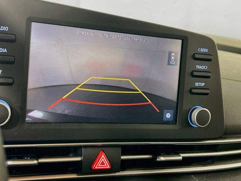 Used 2023 Hyundai Elantra SEL w/ Cargo Package FWD image 13