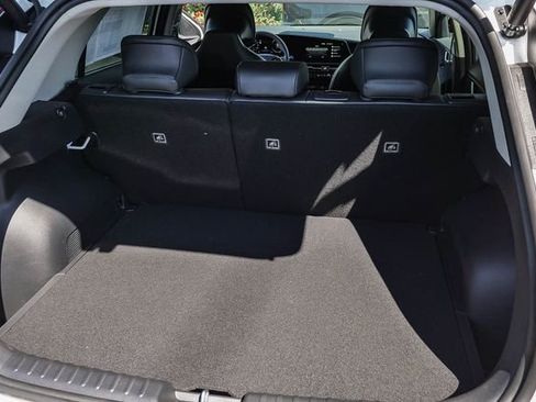 Used 2026 Kia Niro Wind FWD image 28