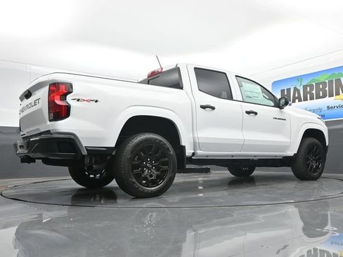 New 2026 Chevrolet Colorado W/T w/ WT Custom Package AWD/4WD image 17