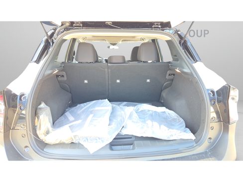 New 2026 Nissan Kicks SV w/ SV Premium Package FWD image 13
