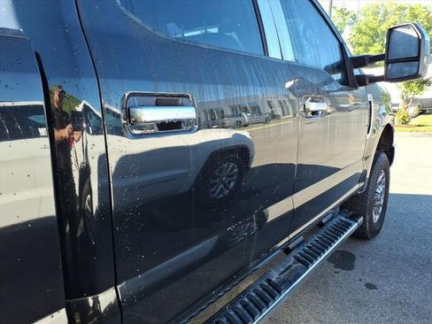 Used 2019 Ford F250 XLT w/ XLT Premium Package AWD/4WD image 10