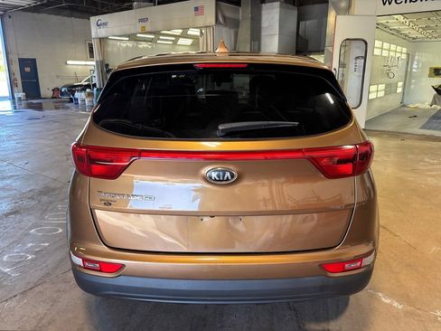 Used 2017 Kia Sportage LX FWD image 6