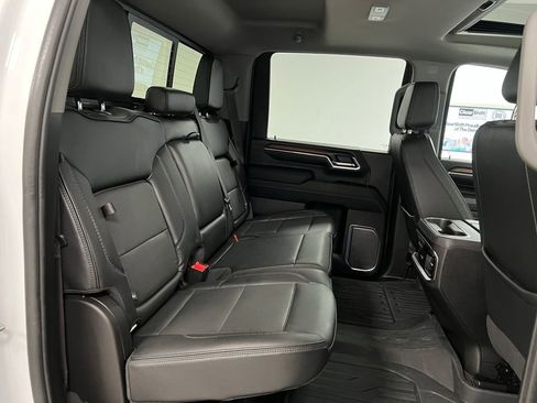 Used 2024 GMC Sierra 3500 Denali AWD/4WD image 54