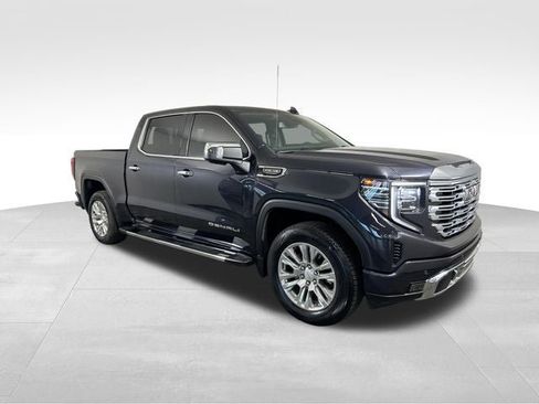 Used 2024 GMC Sierra 1500 Denali AWD/4WD image 8