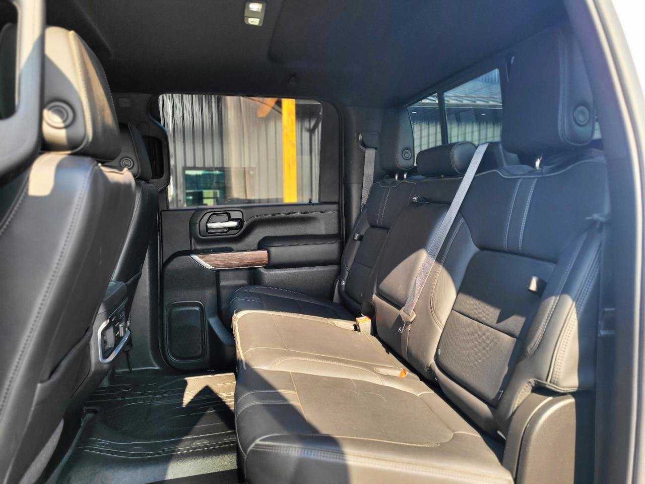 Used 2021 Chevrolet Silverado 2500 High Country AWD/4WD image 15