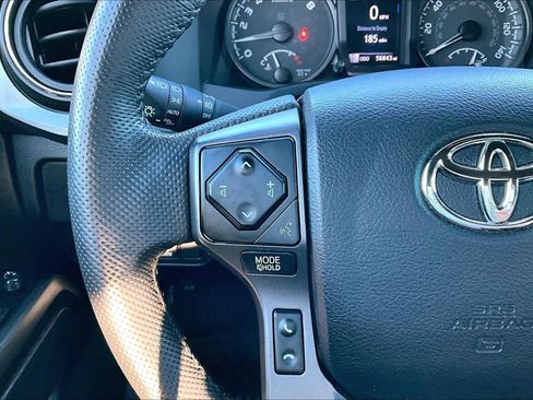 Certified 2022 Toyota Tacoma TRD Off-Road image 23