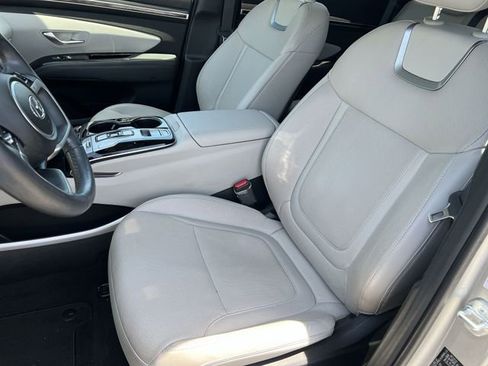 Certified 2024 Hyundai Tucson Limited FWD image 36
