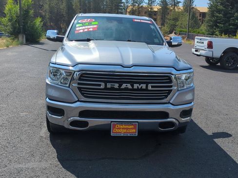 Used 2023 RAM 1500 Laramie AWD/4WD image 2
