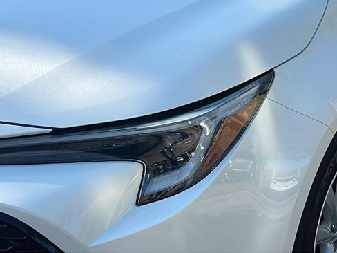 Used 2025 Toyota Corolla SE FWD image 23