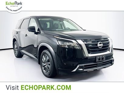 Used 2024 Nissan Pathfinder S