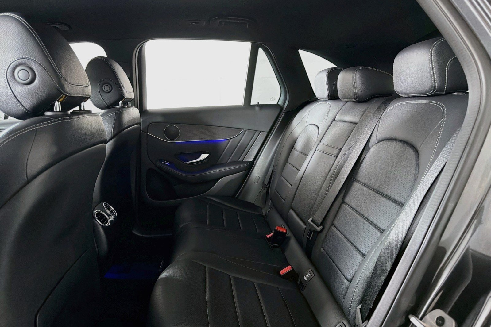 Used 2022 Mercedes-Benz GLC 300 4MATIC image 8