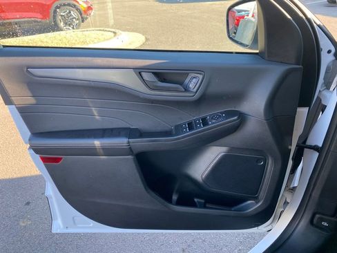 Used 2025 Ford Escape Active w/ Cold Weather Package image 19