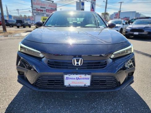 Used 2023 Honda Civic Sport image 8