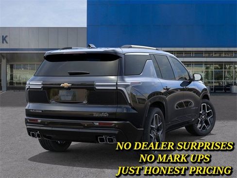 New 2026 Chevrolet Traverse High Country w/ LPO, Floor Liner Package image 4