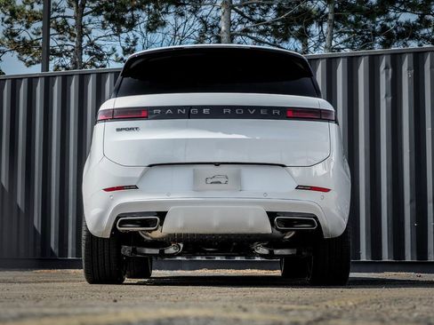 New 2025 Land Rover Range Rover Sport Dynamic SE image 7