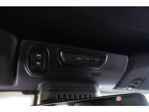 Used 2019 Jeep Wrangler Unlimited Rubicon AWD/4WD image 25