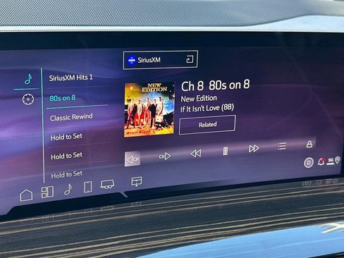 Used 2025 Cadillac Escalade Premium Luxury w/ LPO, Floor Liner Package AWD/4WD image 23
