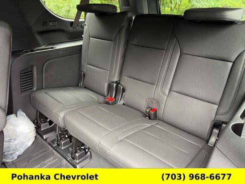 New 2026 Chevrolet Suburban Z71 w/ Comfort Package AWD/4WD image 30