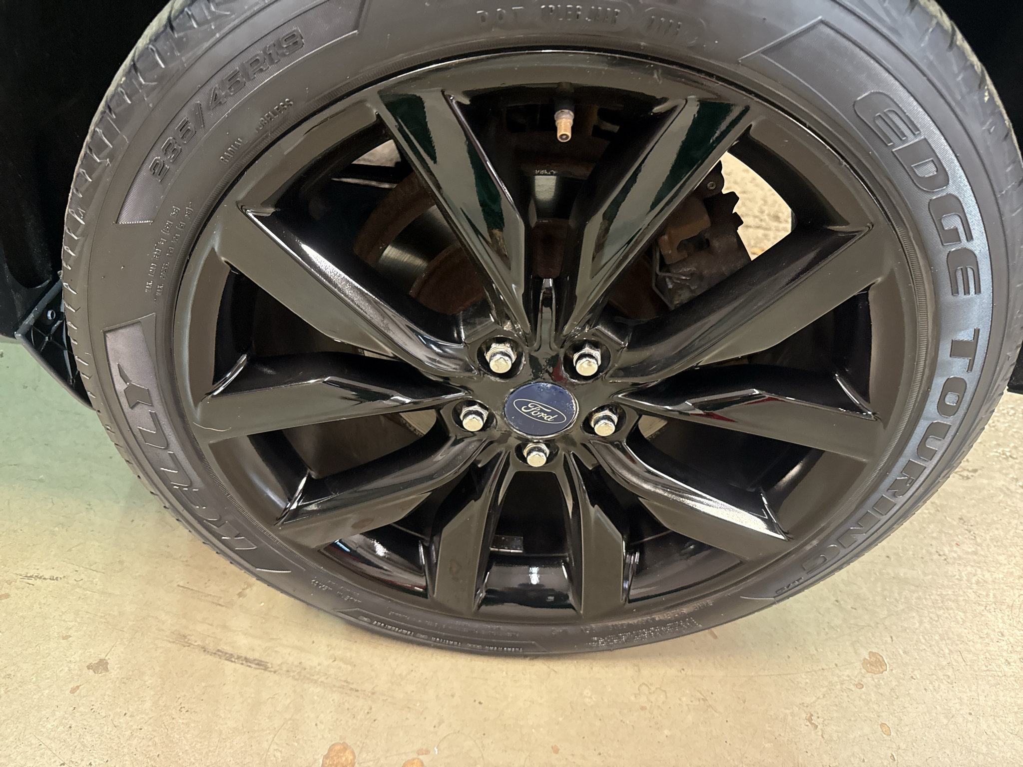 Used 2017 Ford Escape Titanium AWD/4WD image 28