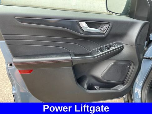 Used 2024 Ford Escape ST-Line w/ Tech Pack #1 AWD/4WD image 10