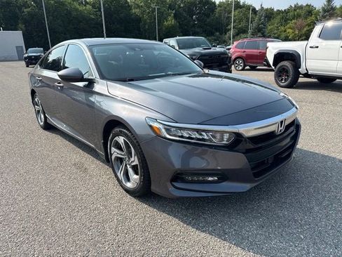 Used 2020 Honda Accord EX image 3