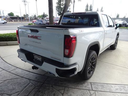 New 2026 GMC Sierra 1500 Elevation AWD/4WD image 8