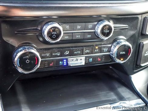 Used 2023 Ford F150 Lariat w/ Equipment Group 502A High AWD/4WD image 18