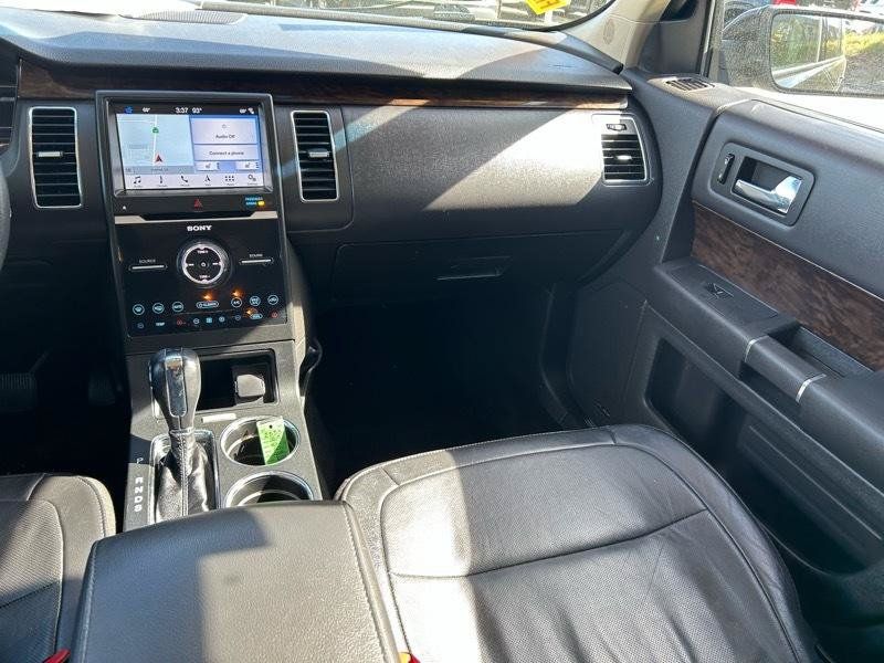 Used 2019 Ford Flex Limited FWD image 13