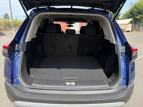 Used 2023 Nissan Rogue S AWD/4WD image 23