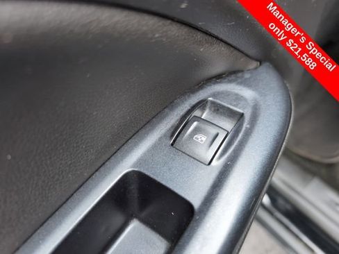 Used 2017 GMC Canyon SLT w/ Trailering Package image 12