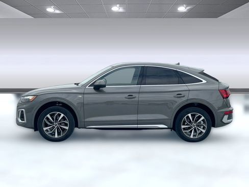 Certified 2023 Audi Q5 2.0T Premium w/ Convenience Package image 2