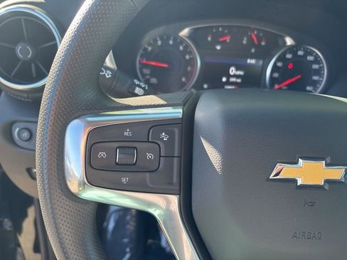 Used 2025 Chevrolet Blazer LT w/ Convenience Package AWD/4WD image 21