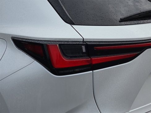 Used 2025 Lexus NX 350h AWD w/ Premium Package image 35