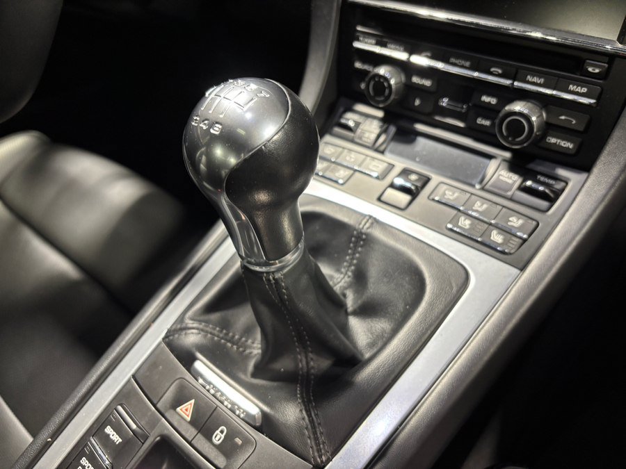 Used 2013 Porsche 911 Carrera 4S AWD/4WD image 14