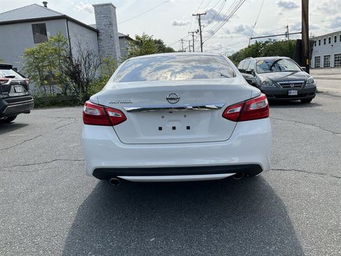 Used 2016 Nissan Altima 2.5 S w/ Power Driver Seat Package FWD image 6