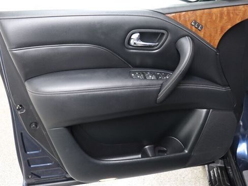 Used 2018 INFINITI QX80 4WD w/ Driver Assistance Package image 23