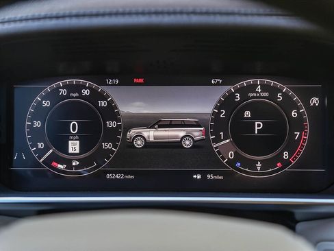 Used 2019 Land Rover Range Rover HSE image 31