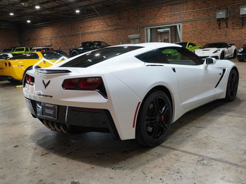 Used 2017 Chevrolet Corvette Stingray Coupe w/ Carbon Flash Badge Package RWD image 16