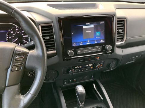 Used 2024 Nissan Frontier SV w/ SV Convenience Package RWD image 7