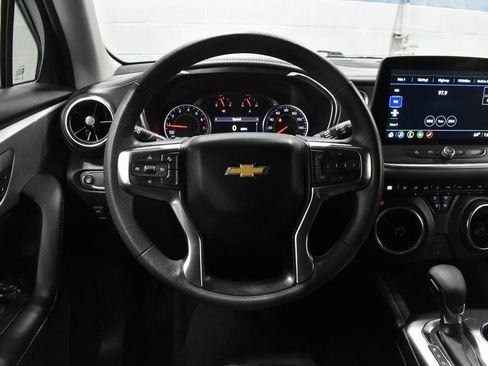 Used 2025 Chevrolet Blazer LT AWD/4WD image 6