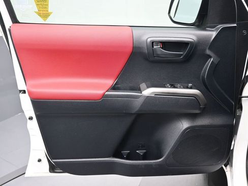 Used 2021 Toyota Tacoma SR5 image 22