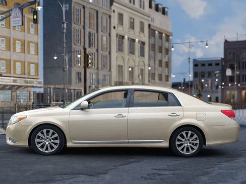 Used 2011 Toyota Avalon Limited image 5