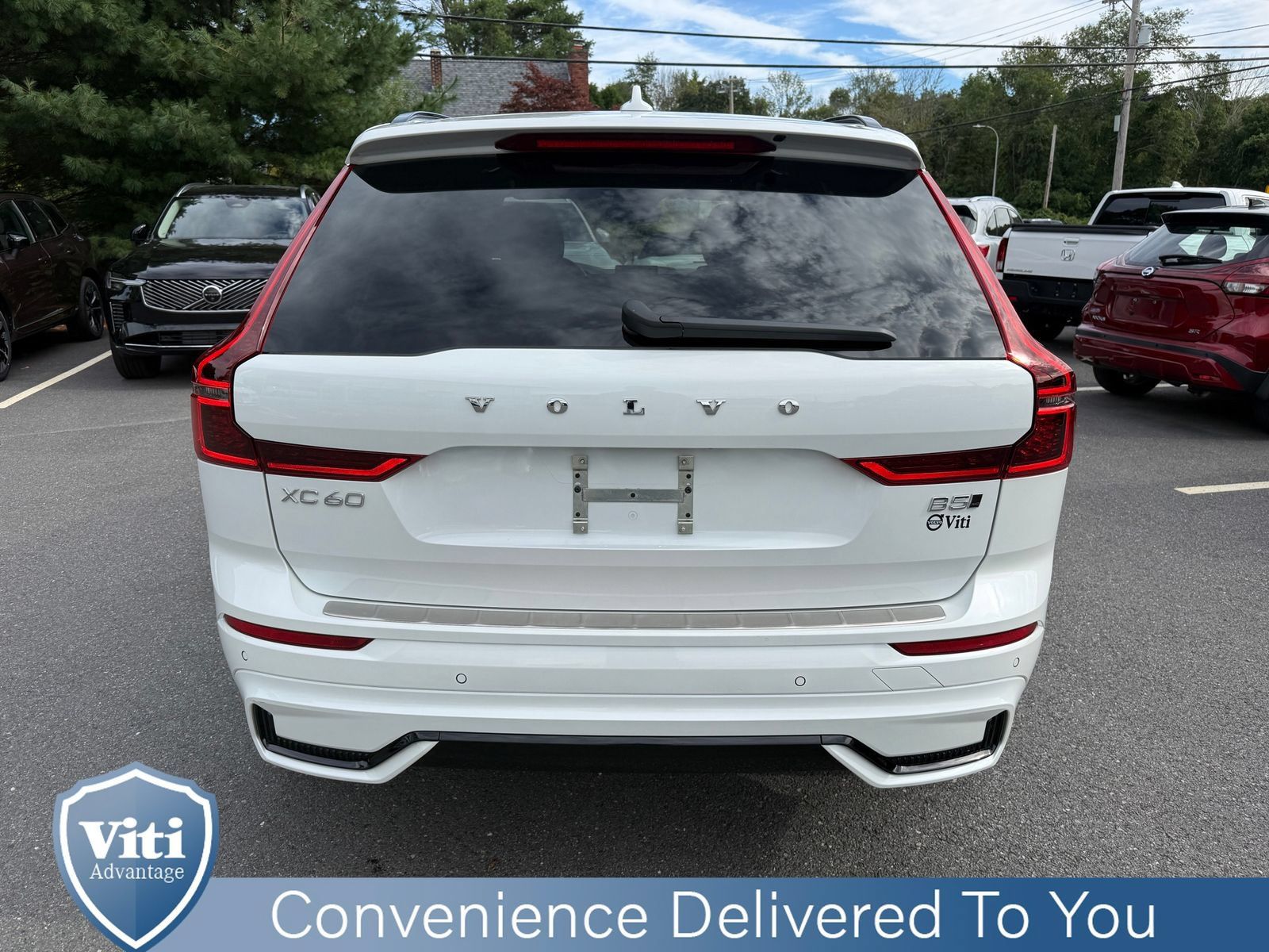 Used 2026 Volvo XC60 B5 Plus w/ Protection Package Premier AWD/4WD image 6