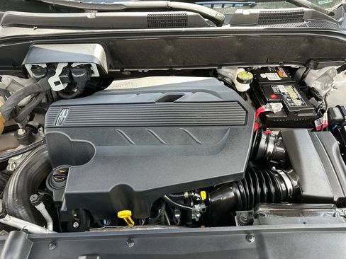 Used 2020 Lincoln Nautilus Reserve w/ Equipment Group 201A image 16