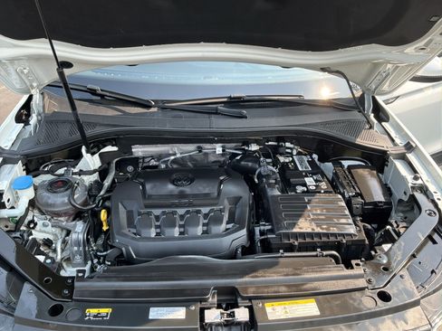 Used 2023 Volkswagen Tiguan SE FWD image 33