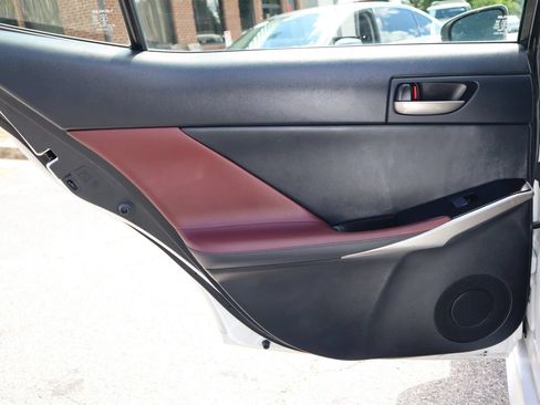 Used 2017 Lexus IS 200t RWD image 13